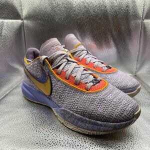 Size 10 Nike LeBron 2 Mens Purple Lace-Up Synthetic Athletic Sneaker DJ5423-500